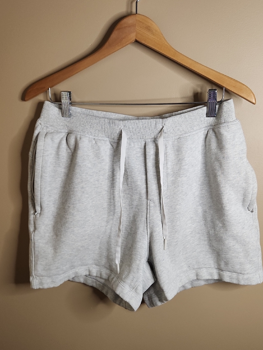 Lululemon City Sweat Short *4.5" in Heathered Medium Grey. Size M.